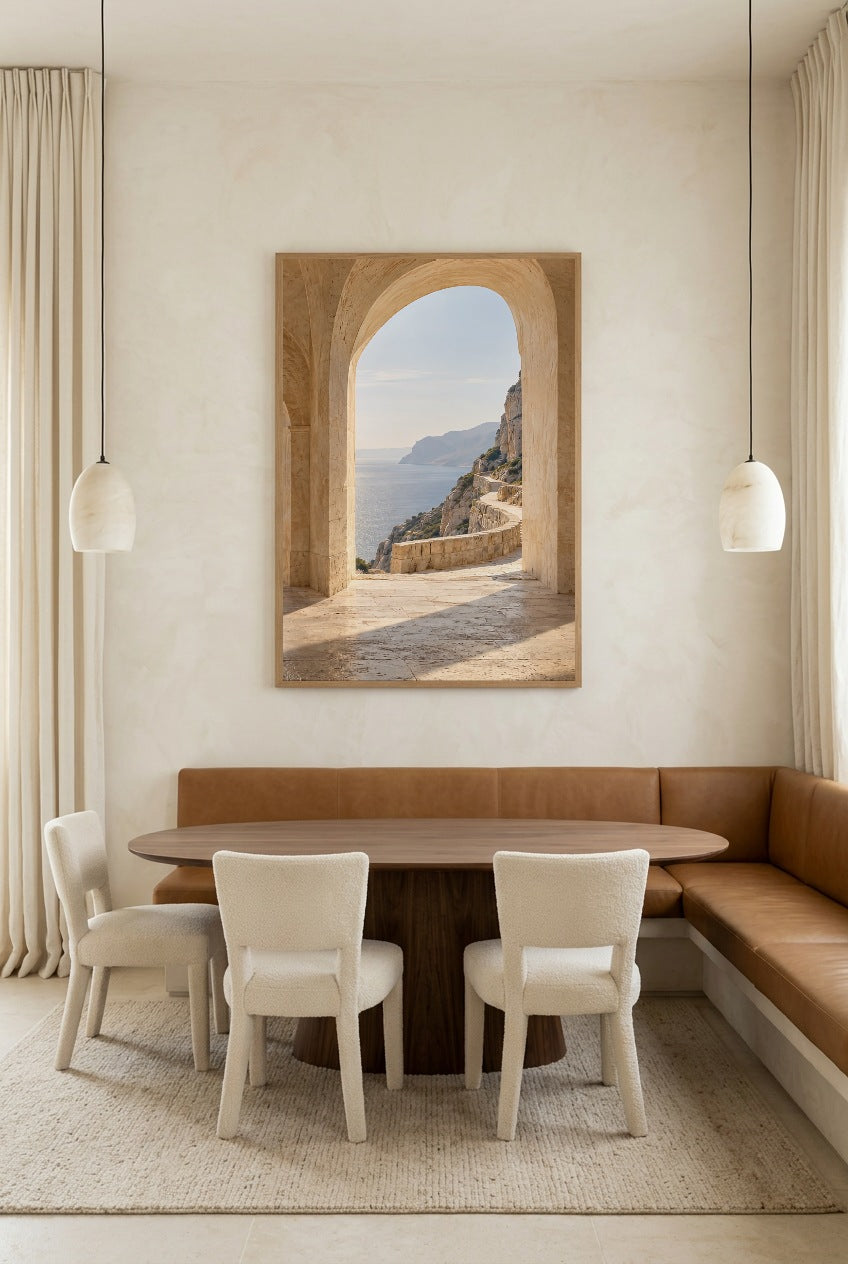 L'Arche du Sentier — affiche en cadre chêne dans une salle à manger lumineuse