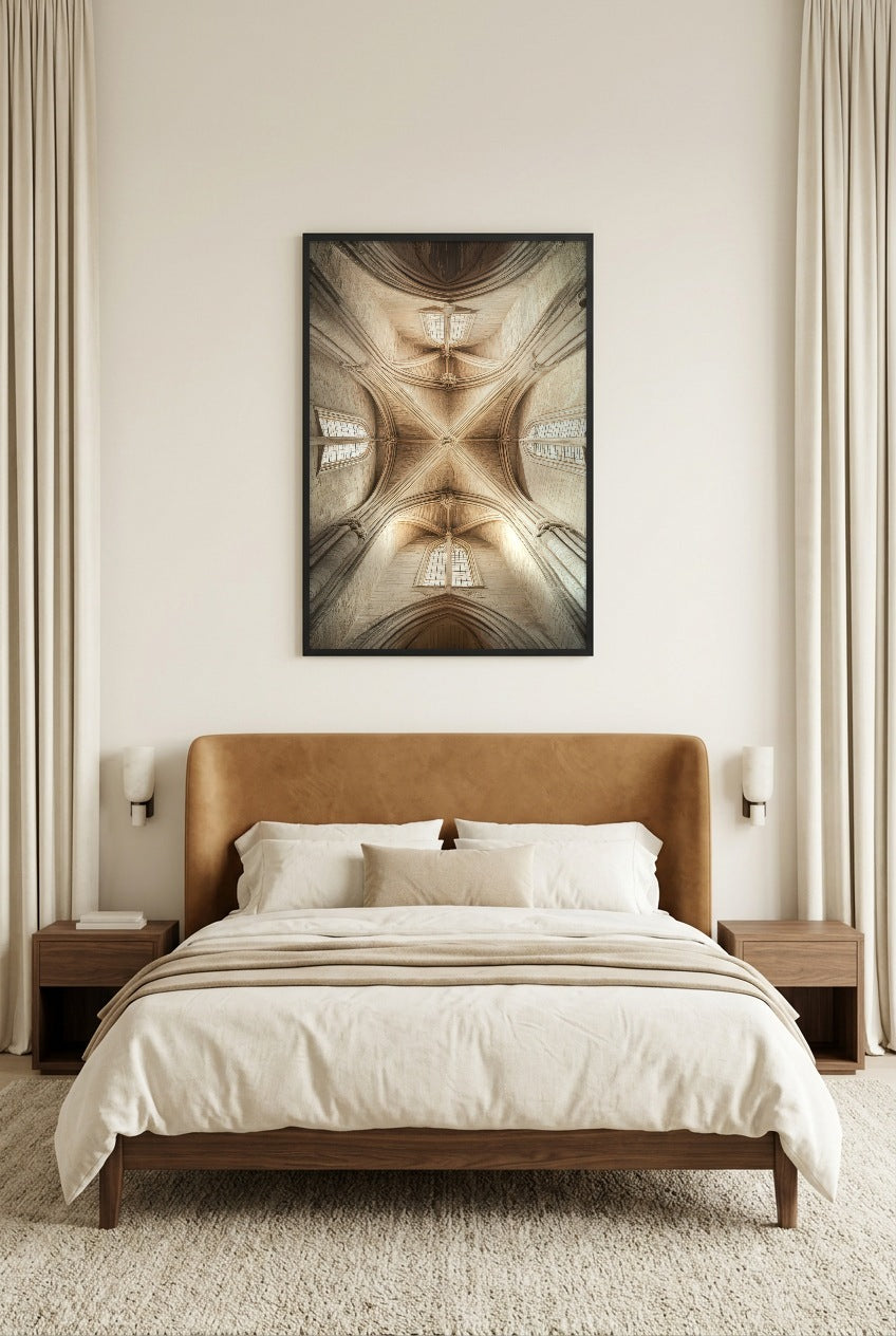 Le Vertige — poster in zwarte lijst in een slaapkamer