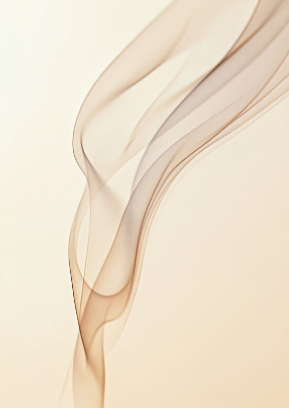 Poster As Volutas Marfim — longas volutas translúcidas a ondular sobre um fundo marfim, formato 50 × 70 cm