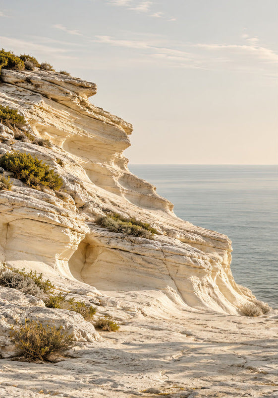 El Cabo de Caliza, cuadro mural minimalista beige acantilado calizo y mar — Cassili-home