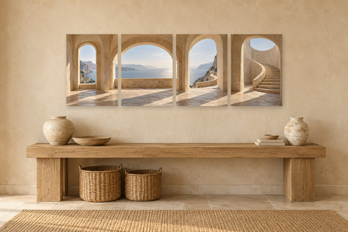 La Galerie sur la Mer — quadriptyque mural en posters sans cadre au-dessus d'une console d'entrée