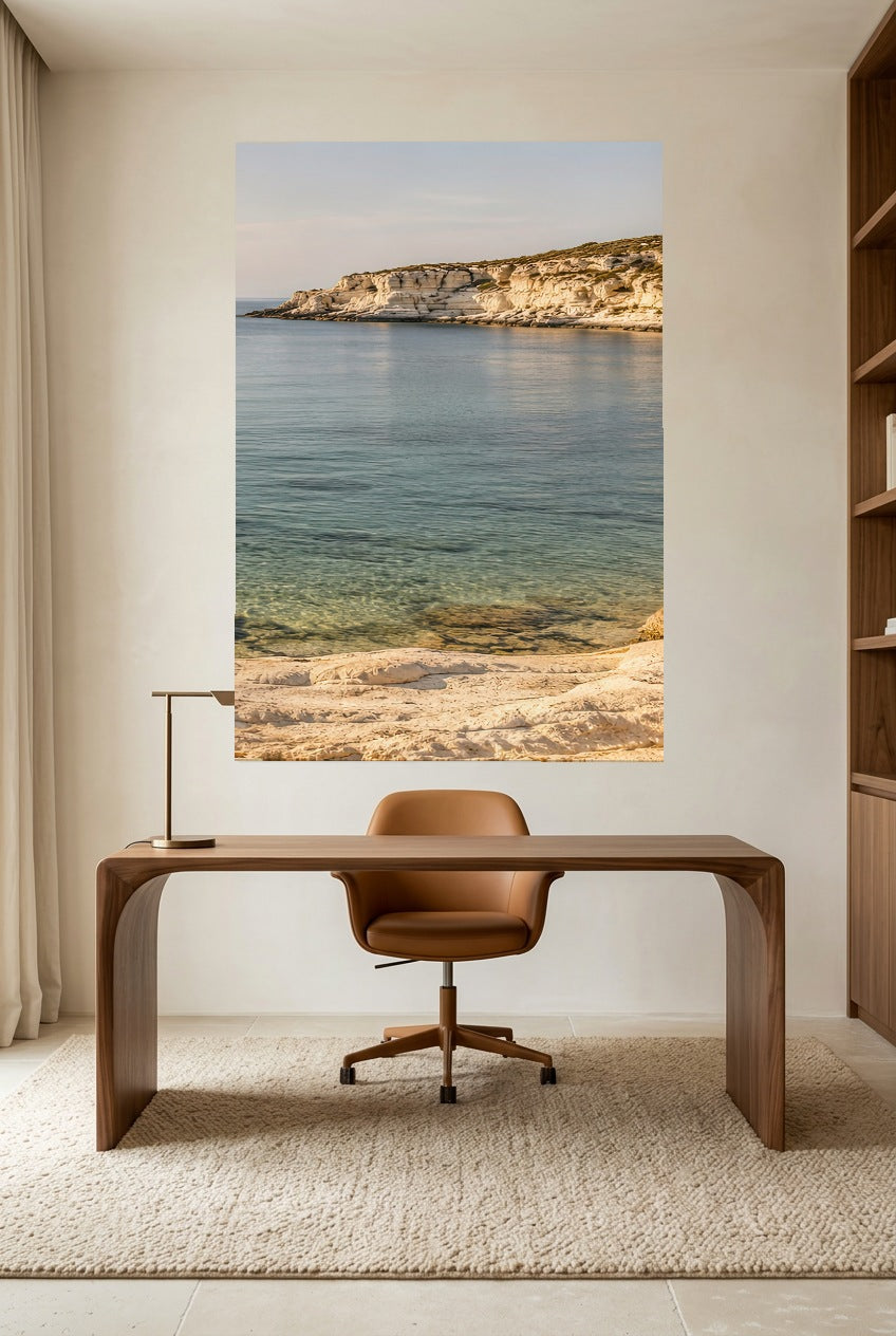 La Pointe Rocheuse — affiche sans cadre dans un bureau