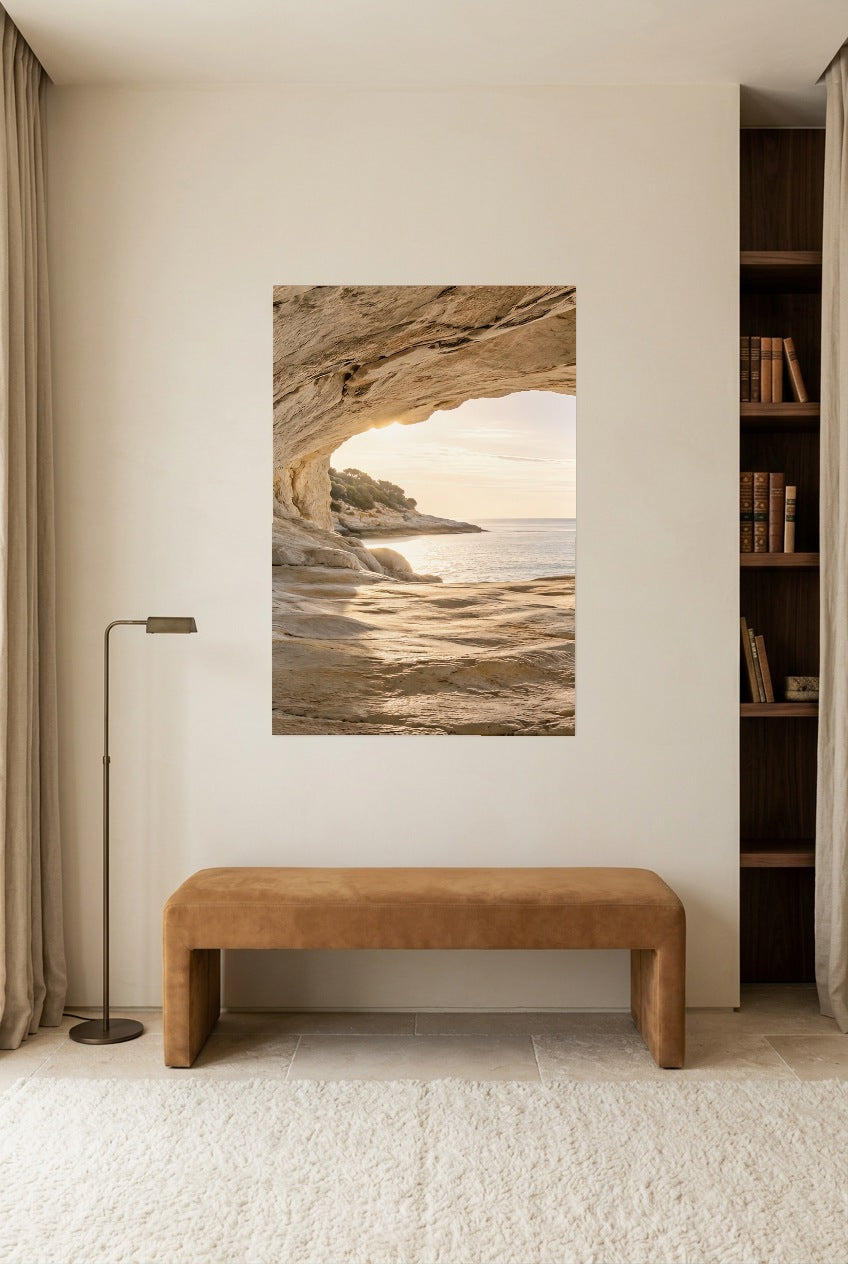 L'Entrée de la Grotte — affiche sans cadre dans un coin lecture