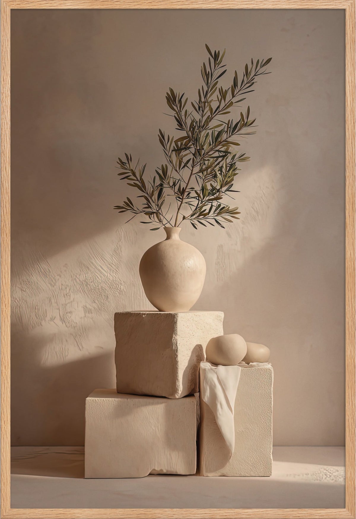 Poster Das Gleichgewicht aus Kreide — kugelförmige Vase auf Kreideblöcken, im Rahmen aus massiver Eiche, Format 61×91 cm