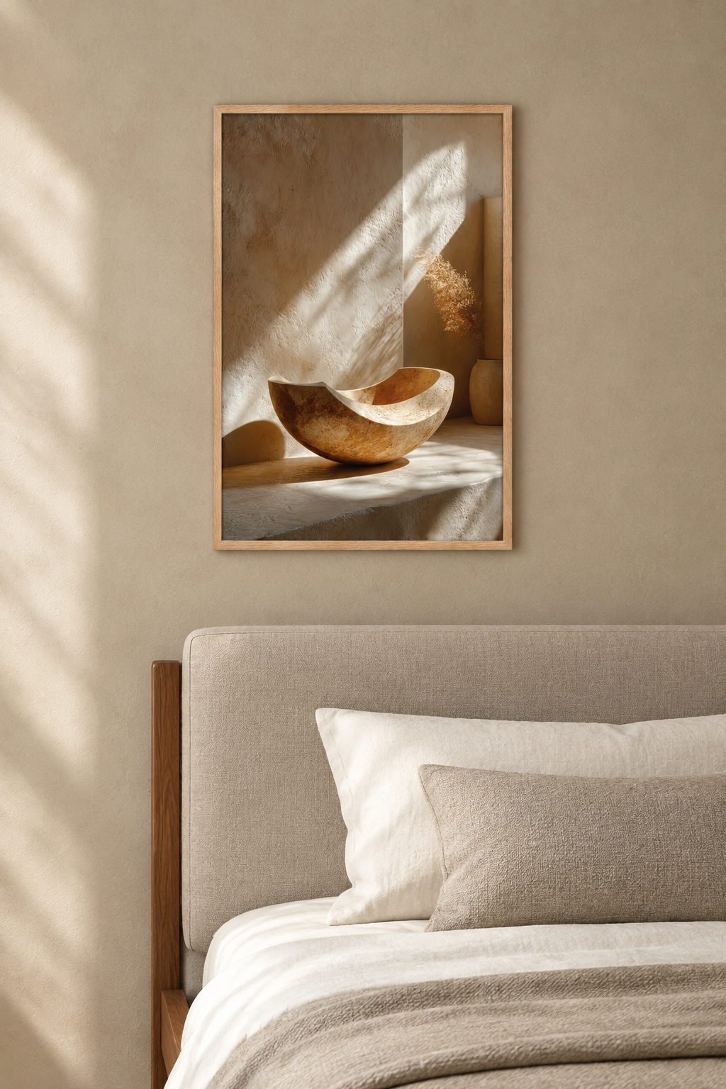 Die Travertinschüssel in einem Schlafzimmer