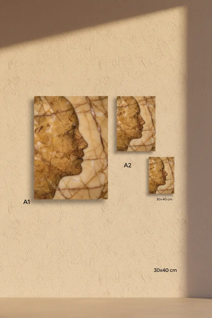L'Âme de Marbre — Minimalist väggaffisch bärnstensfärgad abstrakt ansikte